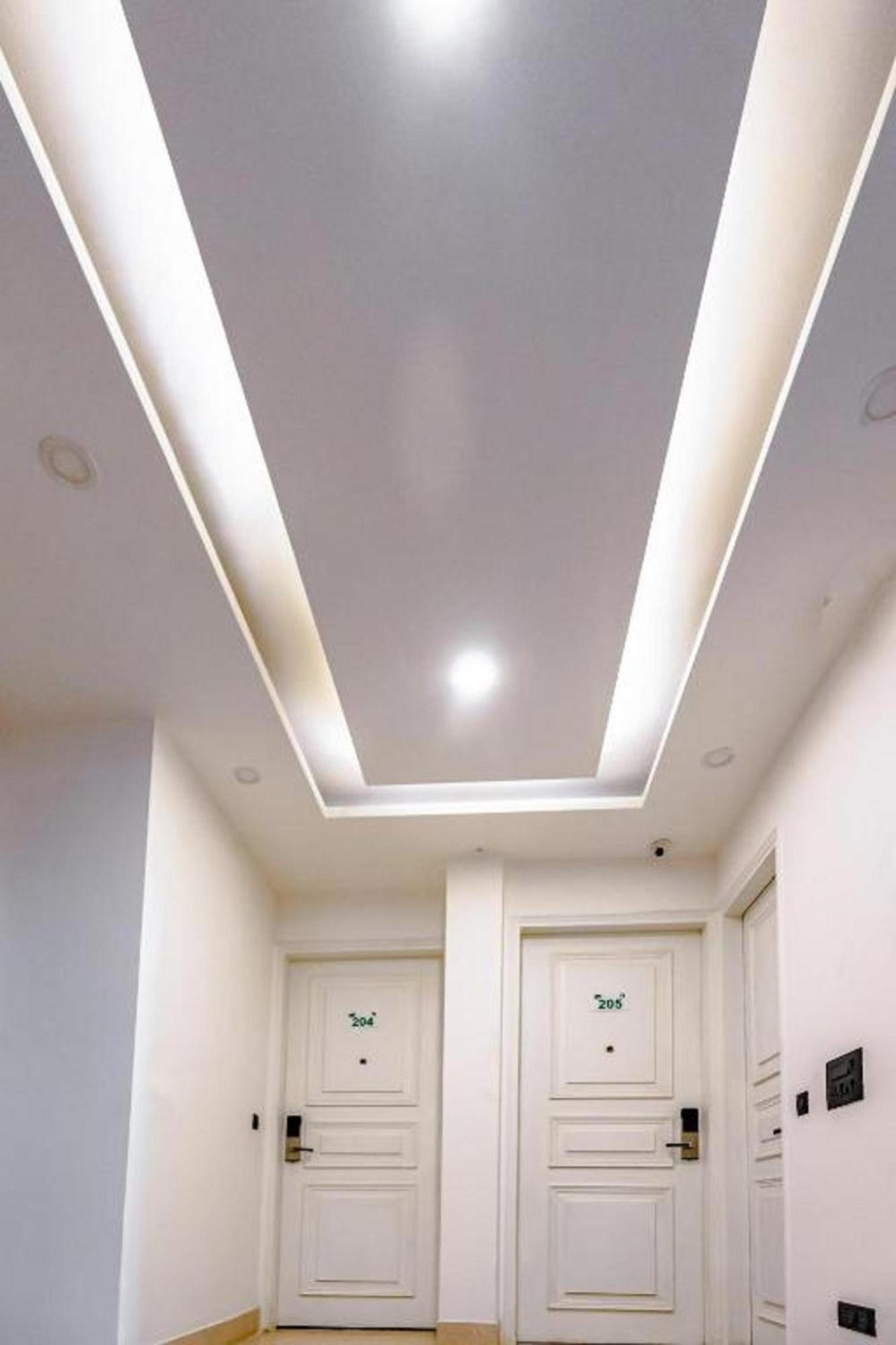 Hotel Mayur At Cr Park New Delhi Nova Deli Exterior foto